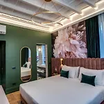 Palazzetto Trevi بيت ضيافة 4*