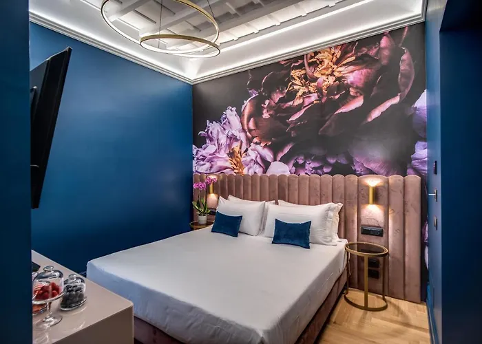 Palazzetto Trevi בית הארחה רומא