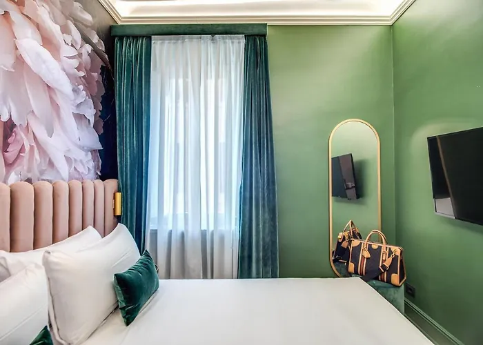 בית הארחה Palazzetto Trevi רומא